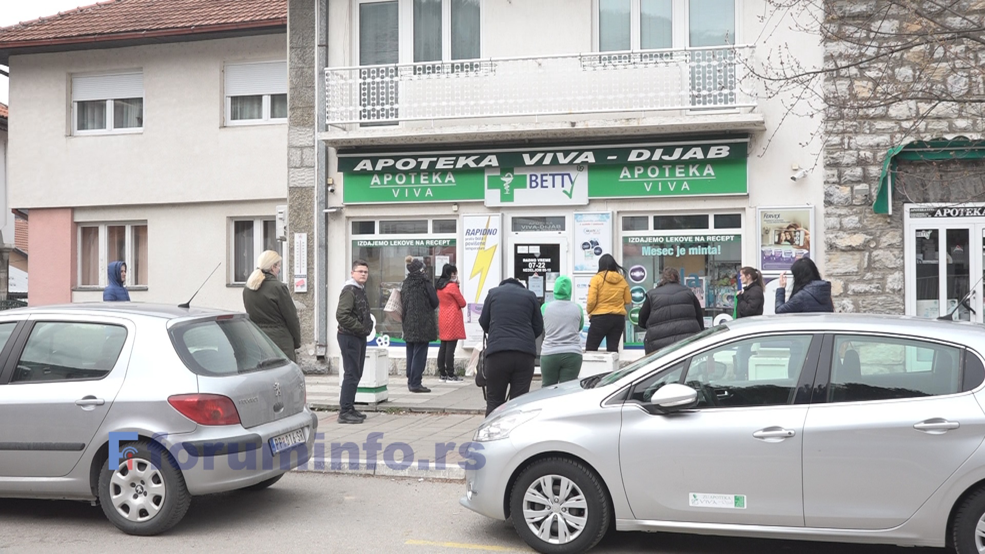 Стигле маске у пријепољске апотеке – Потражња велика