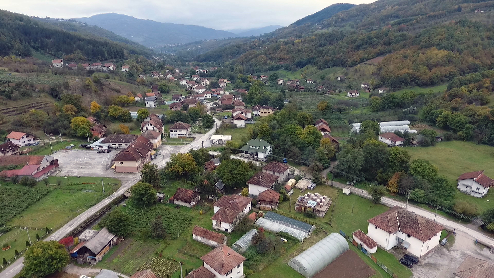 Обустављена јавна набaвка за уређење трга на Сељашници