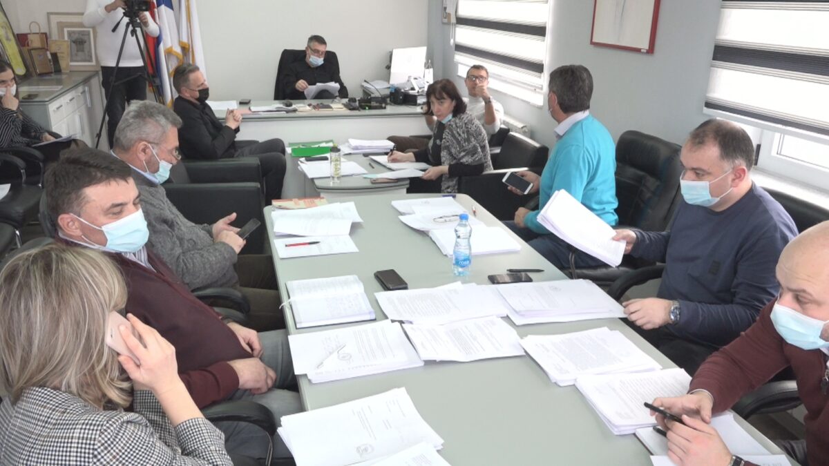 Општинско веће: Вртић на корак до поподневне смене – Аутобуски превоз и даље бесплатан