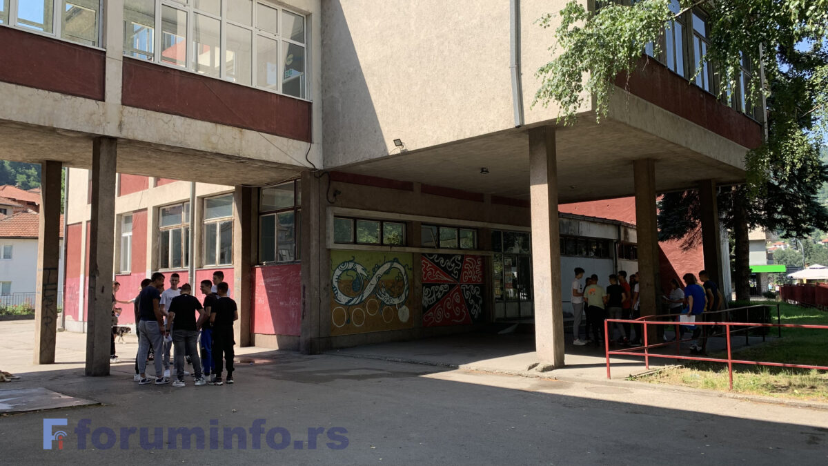 Први дан мале матуре у Пријепољу без инцидената