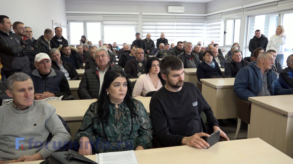 “Конкурентна пољопривреда Србије” – трактори за сточаре из Пријепоља и суседних општина