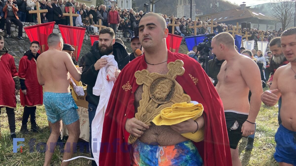 Теодор Филиповић победник деветог пливања за часни крст у Пријепољу