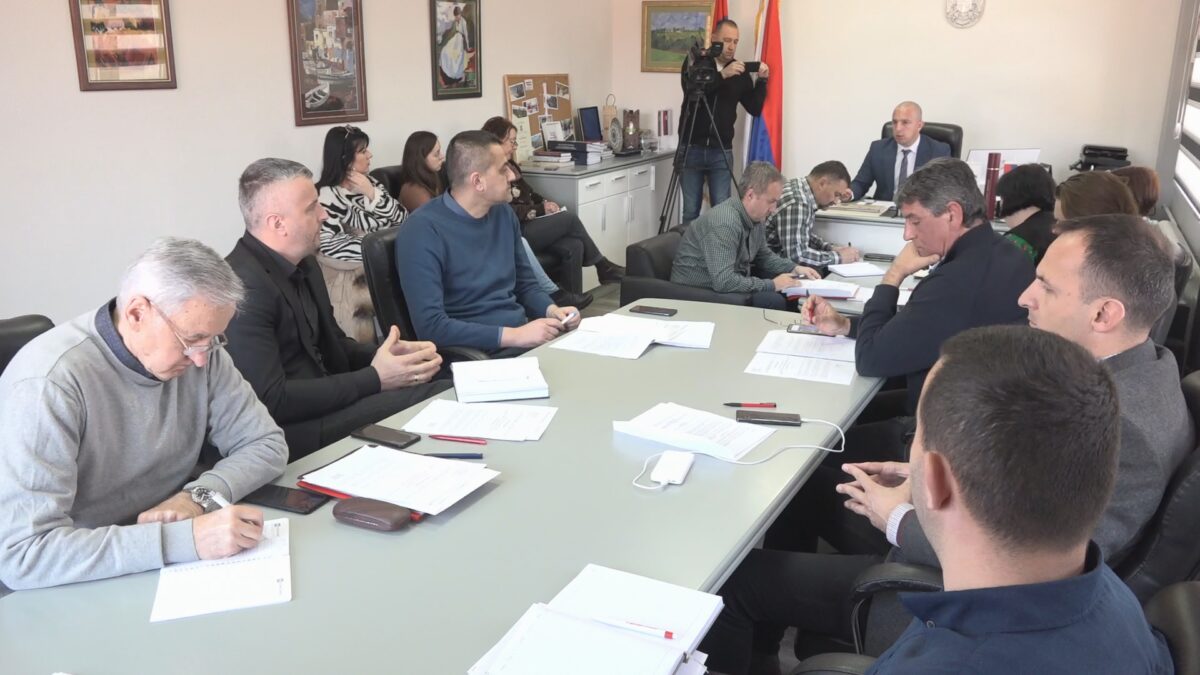 Прва седница новог Општинског већа – без расподеле ресора, али “убрзано” у нове пројекте