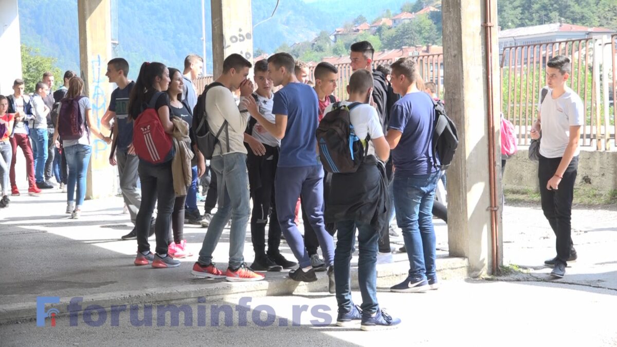 Млади у Пријепољу незадовољни својим положајем у друштву
