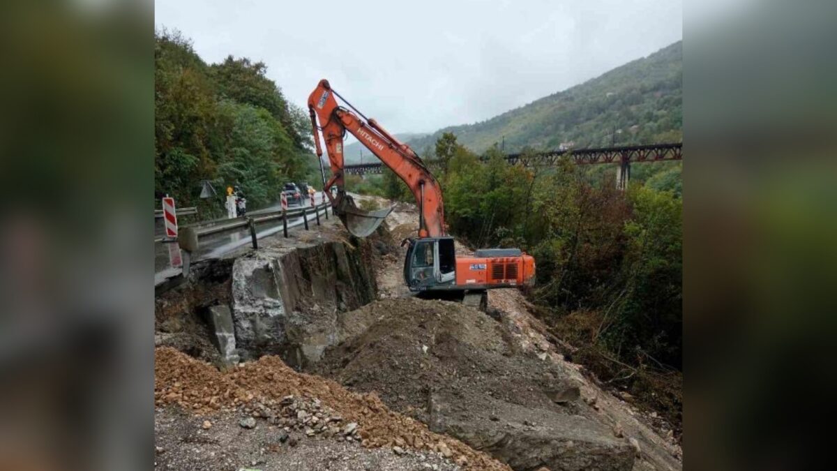 Због санације клизишта на магистрали постављени семафори код Петровца