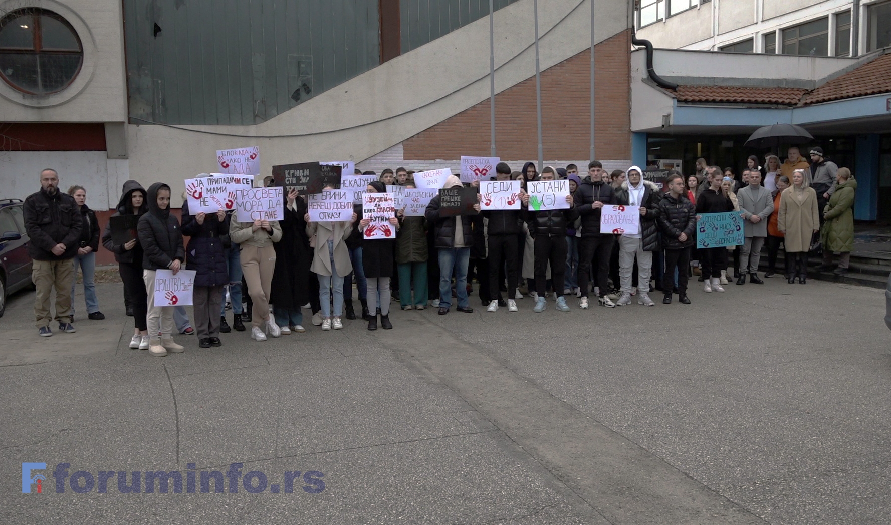 У Пријепољској гимназији одржано 15 минута тишине за 15 погинулих у Новом Саду