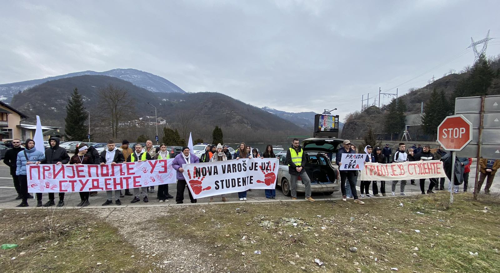 Блокада раскрснице у Бистрици: Љубав је победила страх