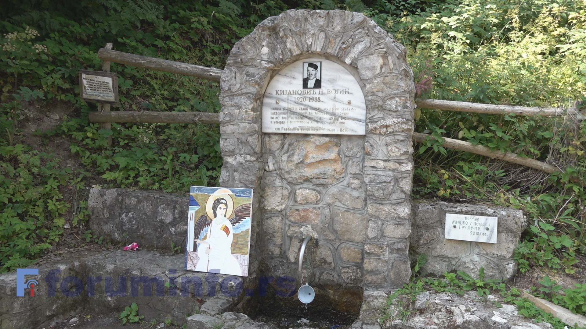 Петнаест година без решења: Чесма у Јабуци све слабије капље