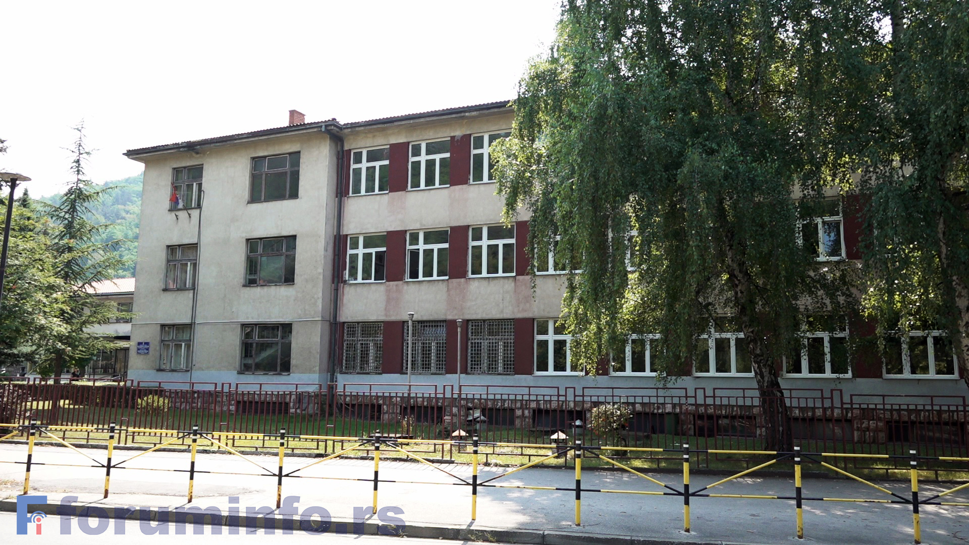 Актив директора у просвети омогућио још два нерадна дана за Курбан бајрам муслиманима у Пријепољу