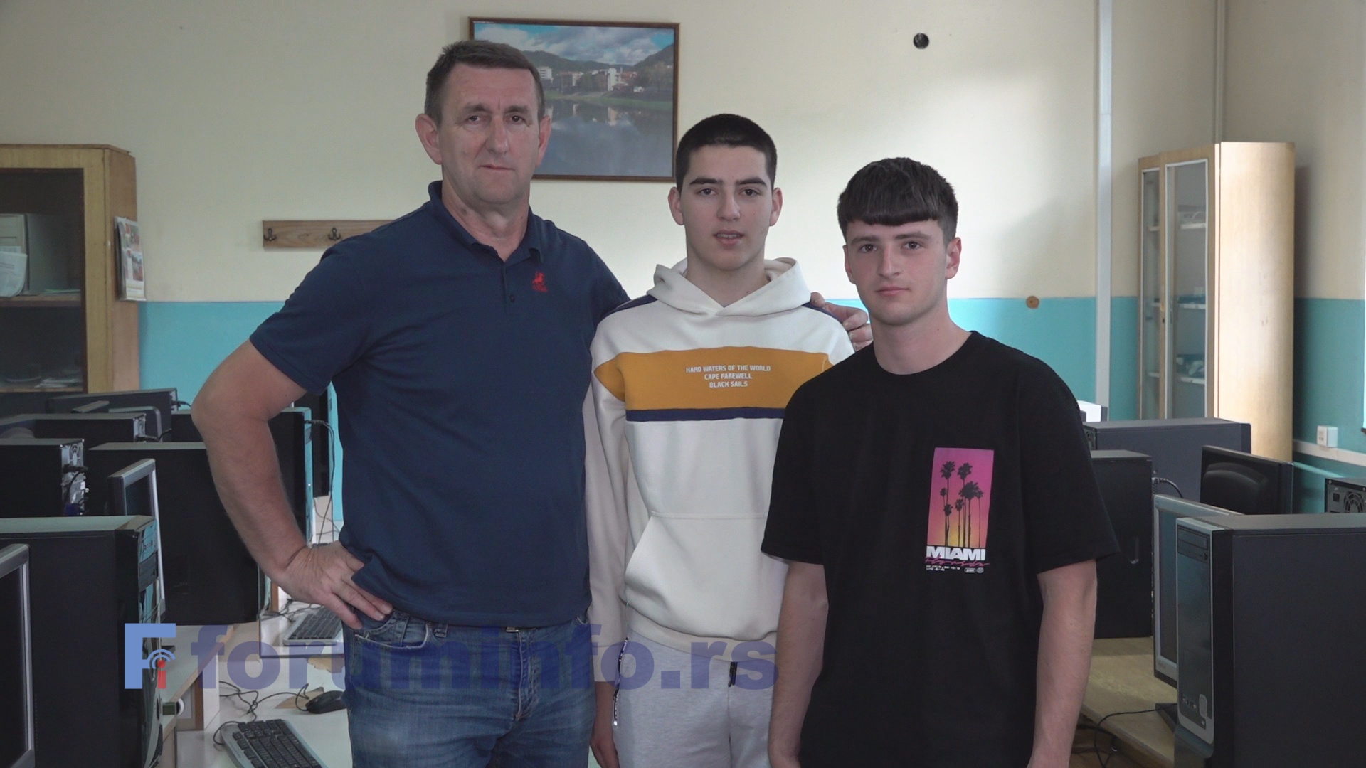 Павле Свичевић и Петар Шубарић на републичком такмичењу из Компјутерске графике
